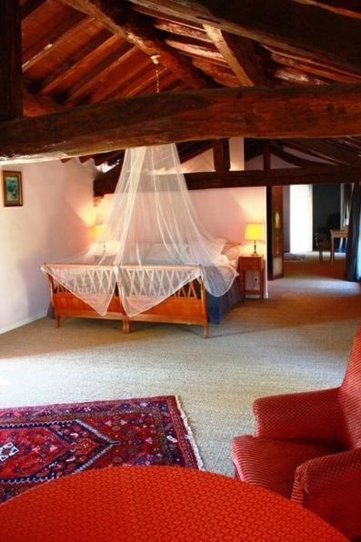 Chateau De Gargas Bed & Breakfast Gaudiès Oda fotoğraf